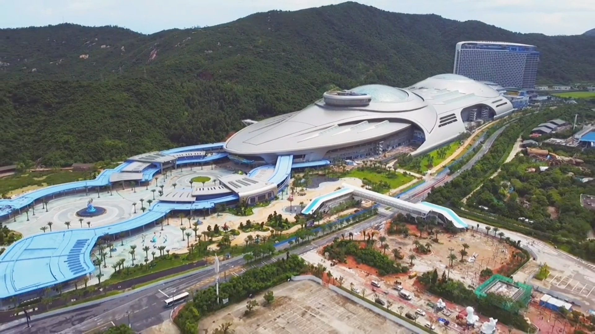 横琴宇宙飞船能容纳多少人？这座“住进风景里”的建筑，答案可能出乎你意料